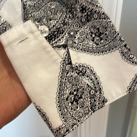FINLEY BLACK AND WHITE PAISLEY TIE FRONT BUTTON DOWN LONG SLEEVE TOP BLOUSE SZ M - Picture 5 of 13